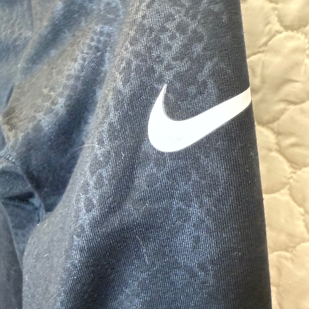 Nike Running Pullover Black Animal Print Size XS - Picture 2 of 9